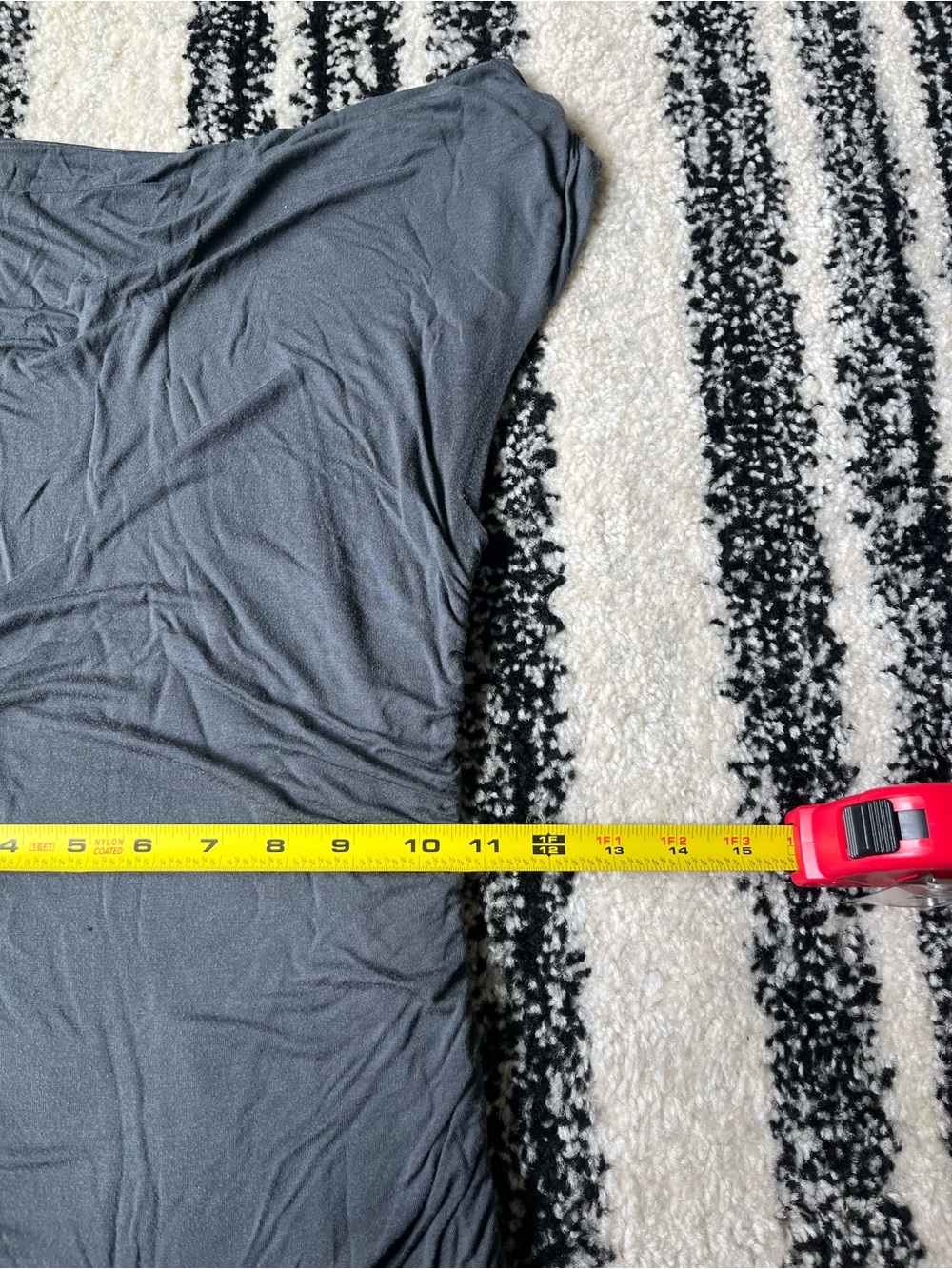H&M Grey boatneck line ruched top - Picture 6 of 6